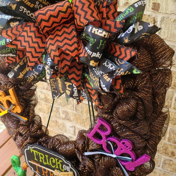 Halloween Wreath - Picture 4 of 5